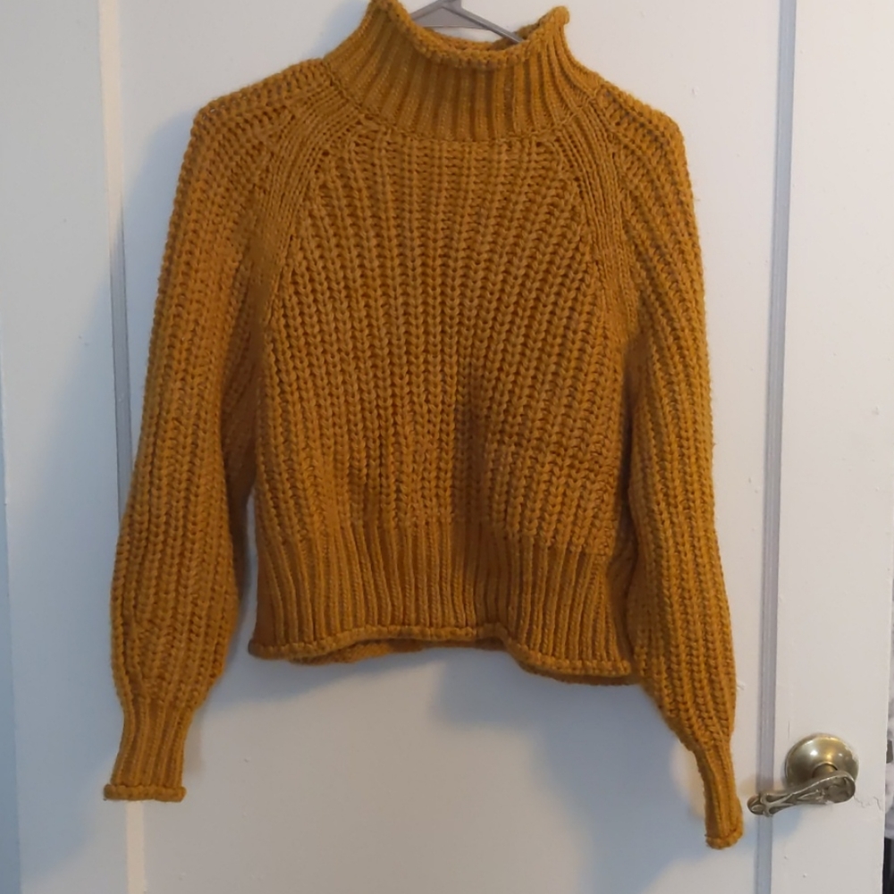 Orange turtle neck sweater (S)